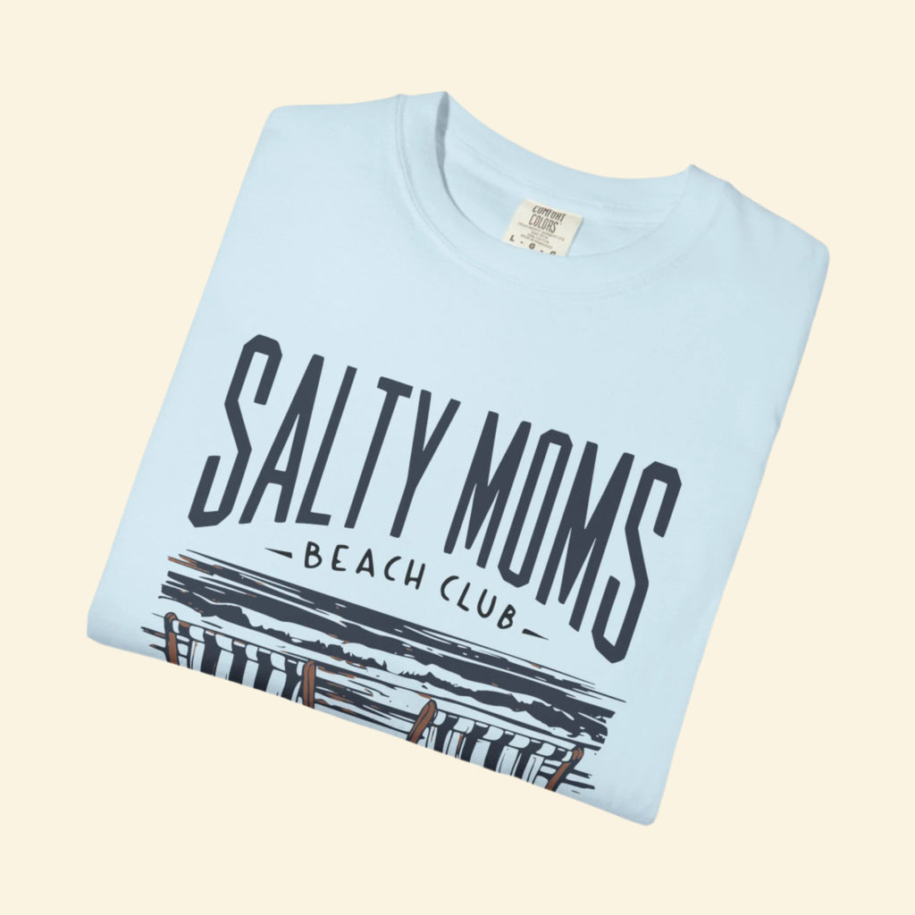 Salty Moms Beach Club T-Shirt - Summer Vibes, Fun in the Sun!