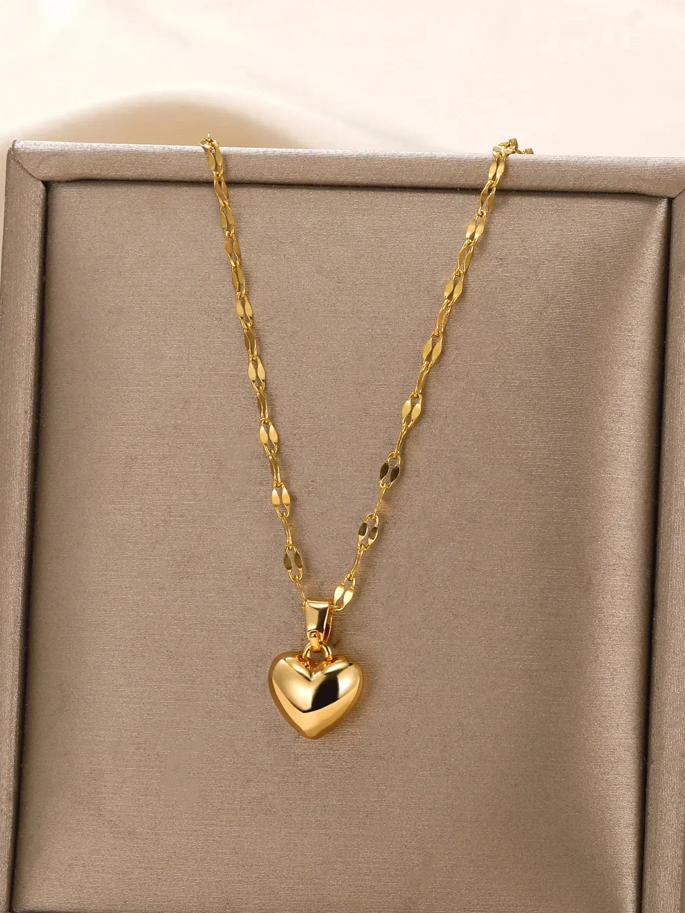 Stainless Steel Heart Necklace For Women New Trendy, Simple Pendant